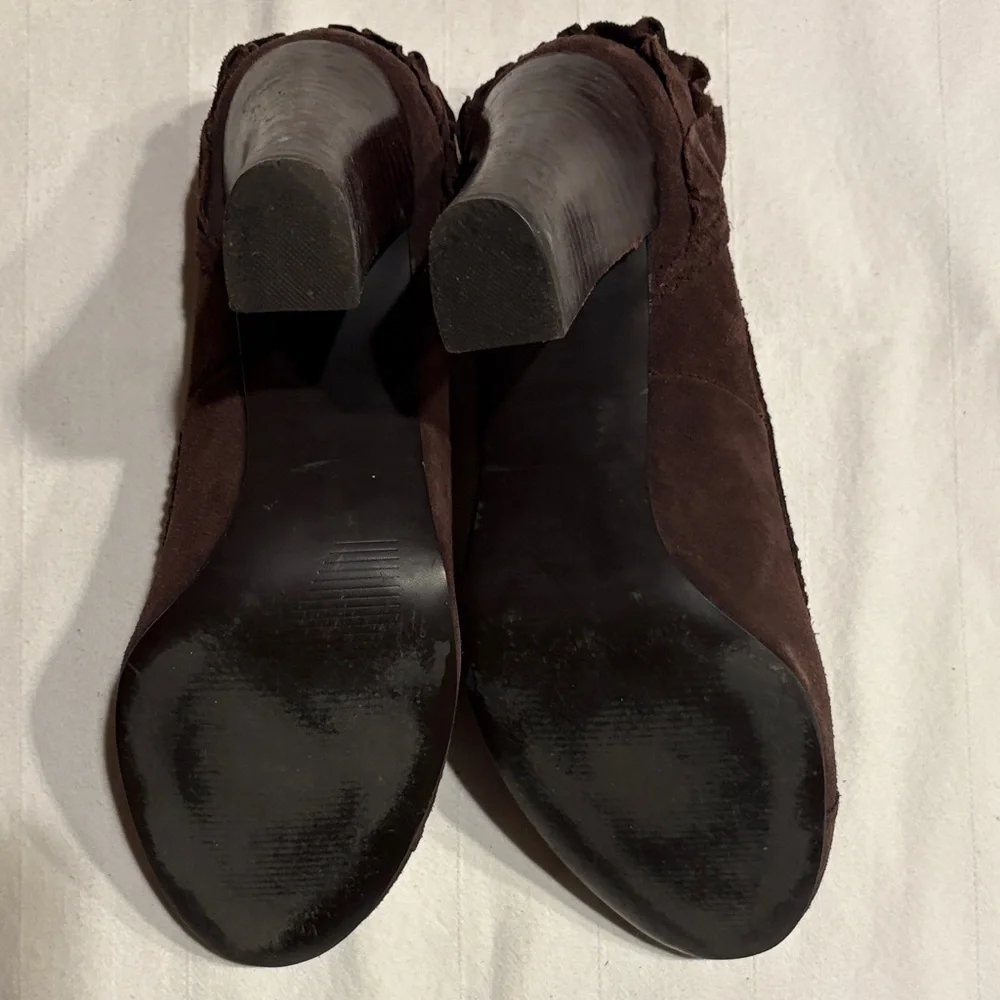 American Eagle Outfitters Suede Leather Heels - Picture 3 of 9